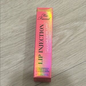 Too Faced Lip Injection Maximum Plump - Yummy Bear